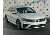 2017 Passat R-Line w/Comfort en Orange County