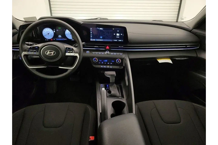 $20998 : Hyundai ELANTRA 2024 SEL 4dr image 9
