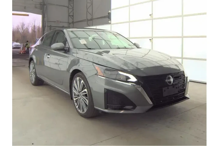 $24193 : Nissan Altima 2023 AWD 2.5 S image 4