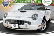 Ford Thunderbird 2002 Deluxe en Kansas City MO