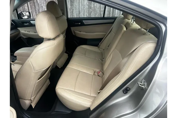 2015 Legacy 2.5i Premium image 5