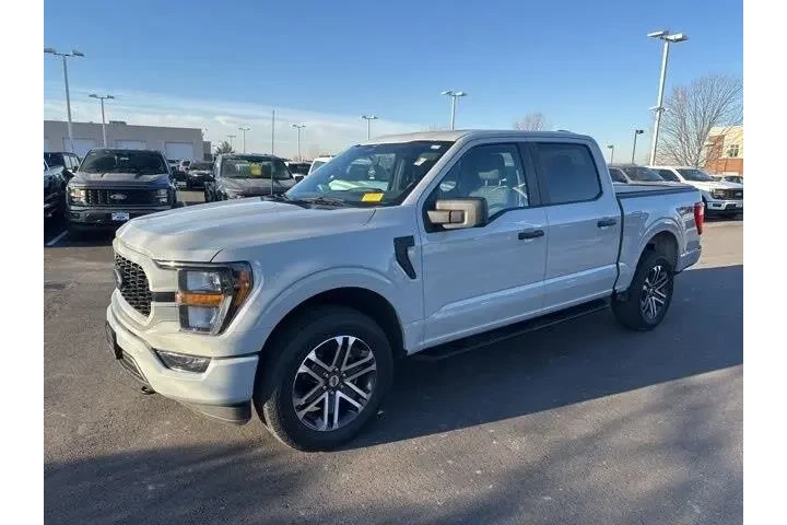 $27000 : Ford F-150 2023 4x4 XL 4dr S image 3