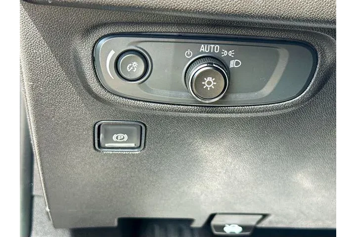 $19233 : GMC Terrain 2023 SLE 4dr SUV image 10