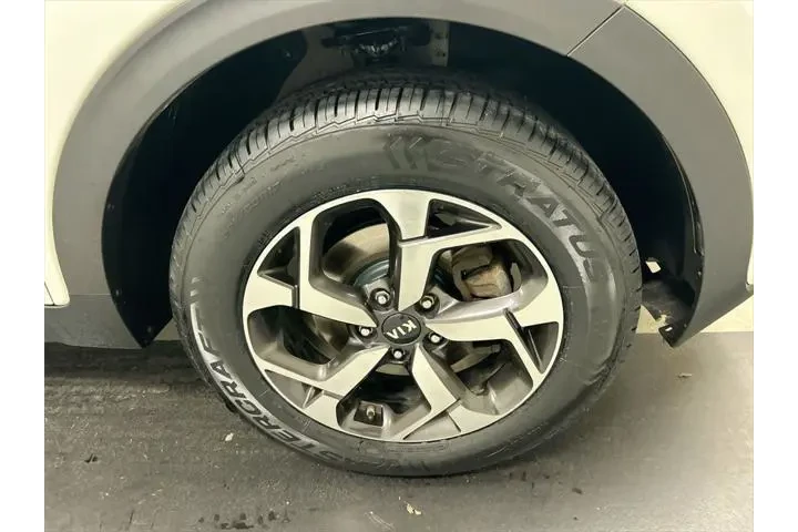 $16111 : Kia Sportage 2020 AWD LX 4dr image 8