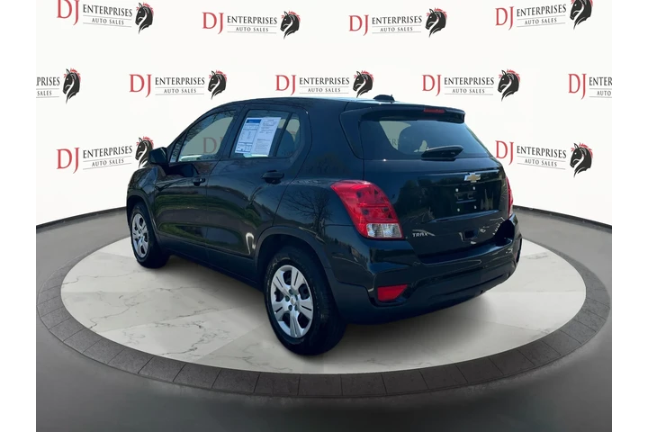 $10995 : 2017 CHEVROLET TRAX2017 CHEVR image 7