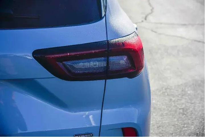 $37905 : Ford Escape Hybrid 2025 ST-L image 7
