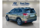 $27166 : Subaru Forester 2023 AWD Lim thumbnail