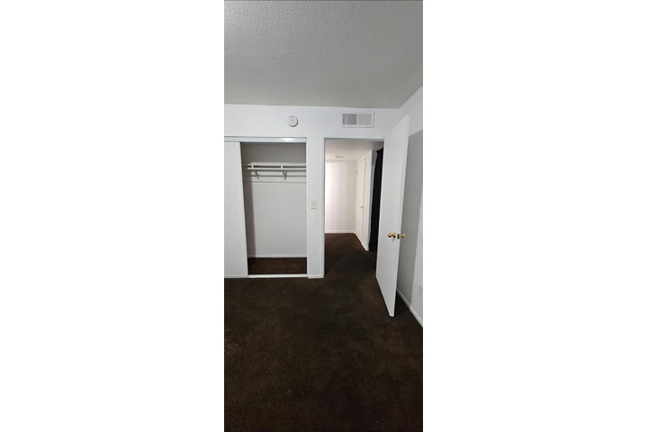 $1000 : Rento cuarto con baño privado image 1