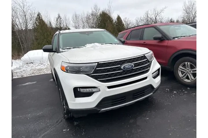 $33449 : Ford Explorer 2023 AWD XLT 4 image 3