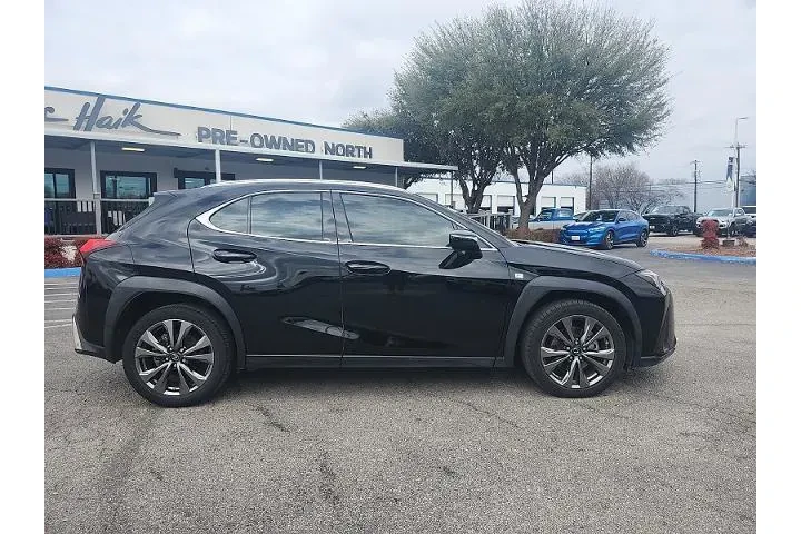$27997 : Lexus UX 200 2019 F SPORT 4d image 2
