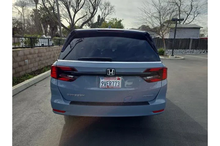 $39995 : Honda Odyssey 2024 Sport 4dr image 4