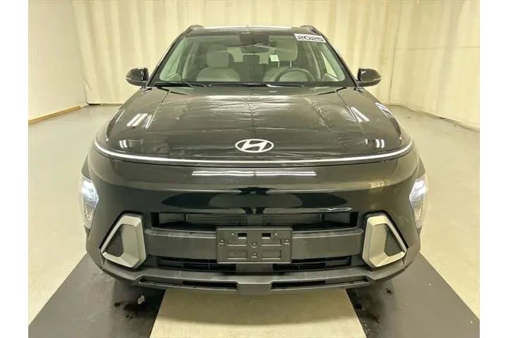 $24995 : Hyundai KONA 2025 AWD SEL 4d image 3