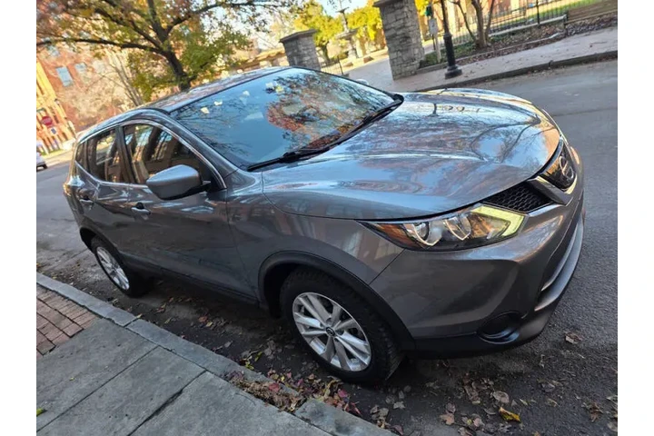 $11995 : 2019 Rogue Sport S image 8