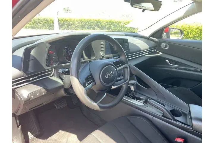 $20899 : Hyundai ELANTRA 2023 SEL 4dr image 10