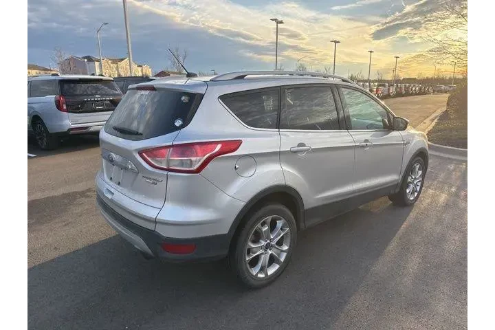 $10000 : Ford Escape 2015 AWD Titaniu image 7
