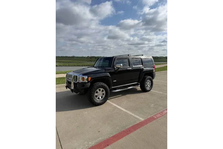 $14995 : 2010 HUMMER H3 Alpha image 3