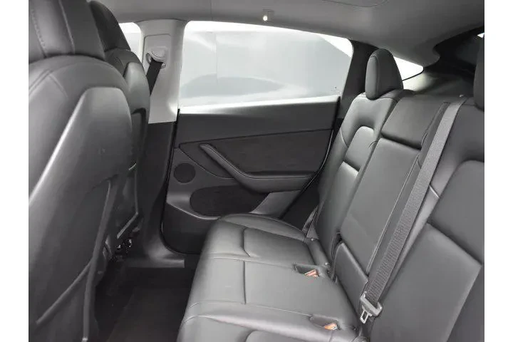 $22526 : Tesla Model Y 2023 AWD 4dr C image 8