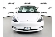 $27995 : Tesla Model Y 2023 AWD Long thumbnail