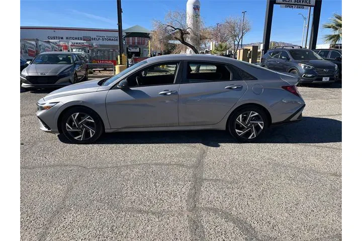 $24685 : Hyundai ELANTRA 2025 SEL Spo image 4