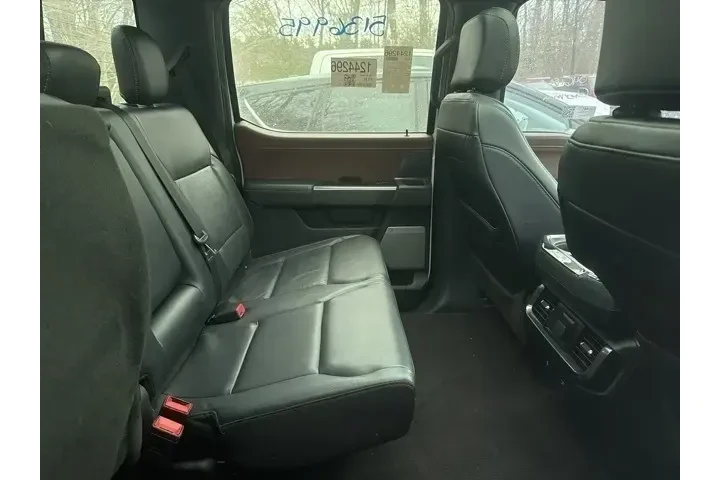 $39597 : Ford F-150 2022 4x4 Lariat 4 image 6