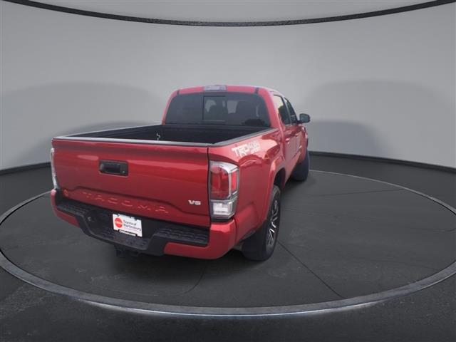 $41500 : PRE-OWNED 2022 TOYOTA TACOMA image 8