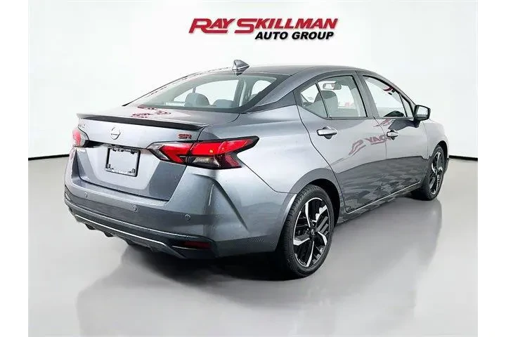 $18975 : Nissan Versa 2024 SR 4dr Sed image 7