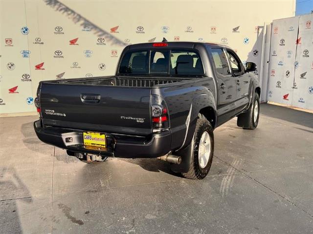 $21995 : Used 2014 Tacoma 2WD Double C image 3