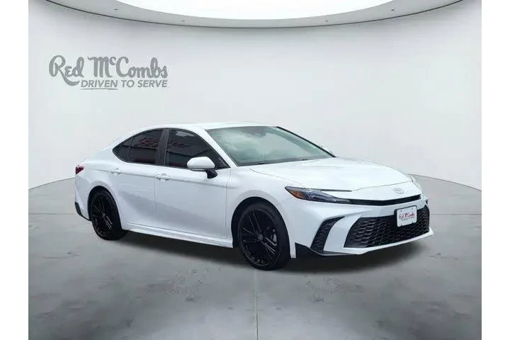 $32000 : Toyota Camry 2025 SE 4dr Sed image 1