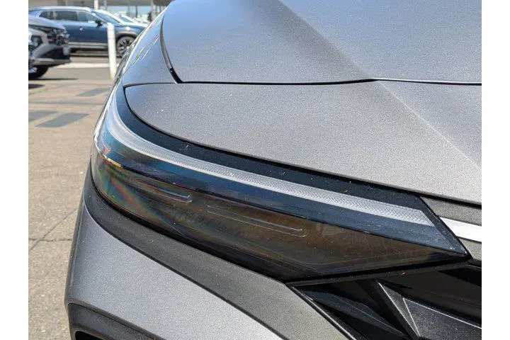 $23477 : Hyundai ELANTRA Hybrid 2025 image 6