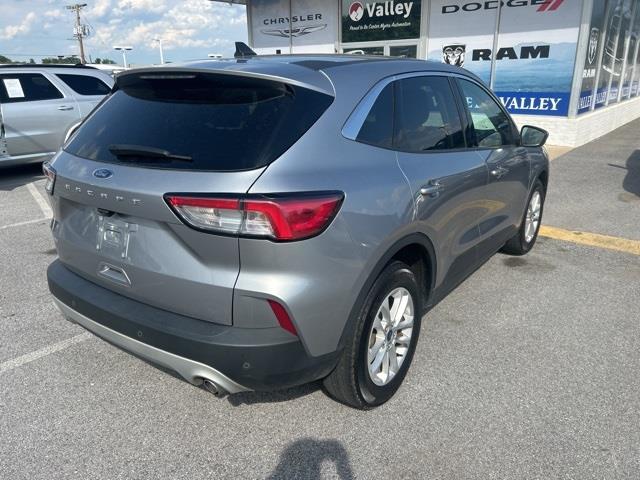 $18998 : PRE-OWNED 2021 FORD ESCAPE SE image 5