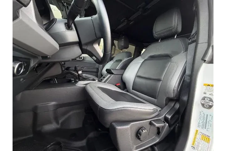 $39995 : Ford Bronco 2024 4x4 Big Ben image 6