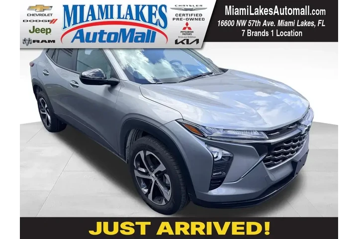 $18786 : Chevrolet Trax 2024 RS 4dr C image 1