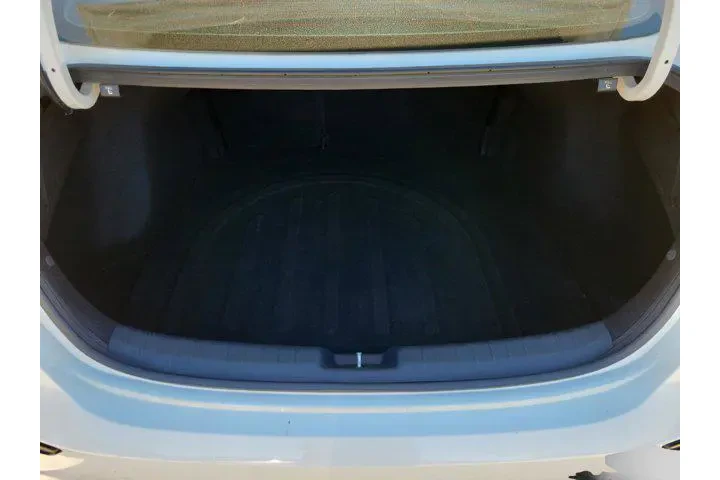 $12574 : Kia Forte 2020 LXS 4dr Sedan image 7