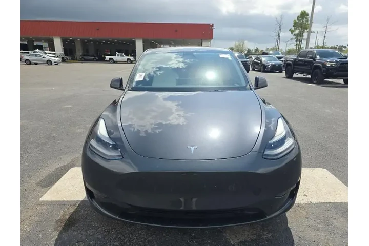 $33490 : Tesla Model Y 2024 AWD Long image 2