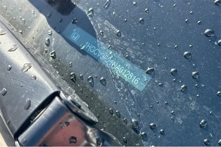 $28475 : Honda Accord Hybrid 2022 Spo image 9