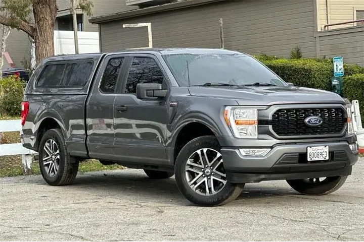 $24381 : Ford F-150 2021 4x2 XL 4dr S image 2