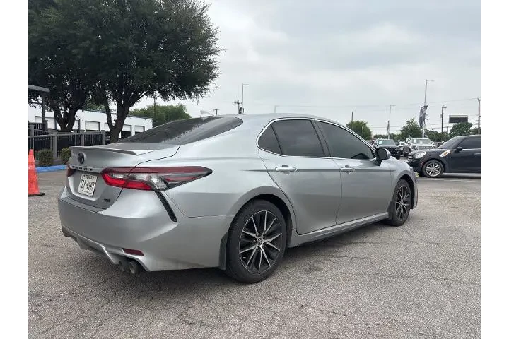 $25773 : Toyota Camry 2024 SE 4dr Sed image 3