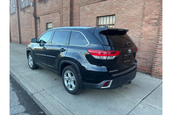 $22500 : 2017 Highlander Limited image 8