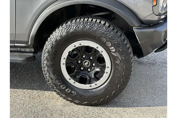 $28520 : Ford Bronco 2021 4x4 Badland image 10