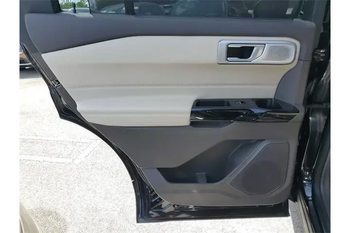 $38590 : Ford Explorer 2022 AWD Plati image 9
