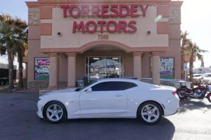 $28995 : Pre-Owned 2018 Camaro LS Coup image 9