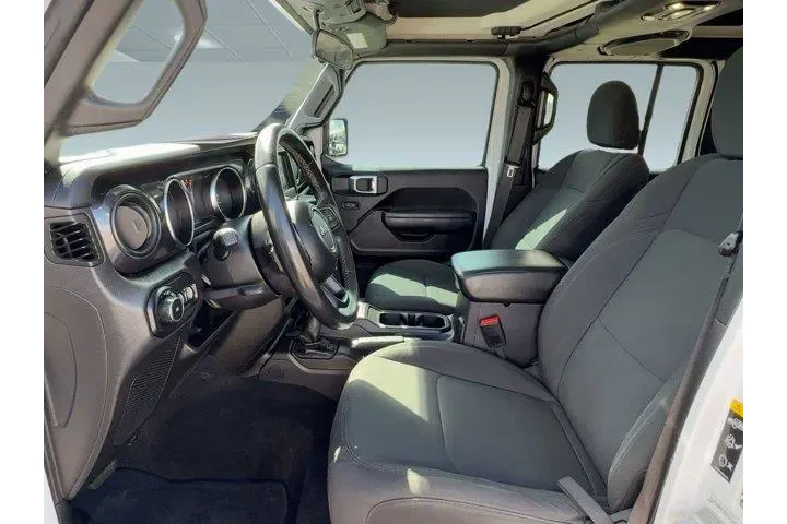 $26898 : Jeep Wrangler Unlimited 2022 image 5
