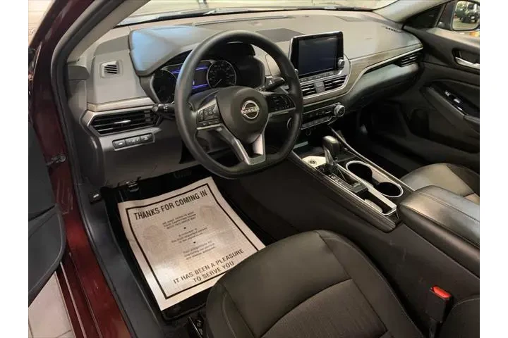 $22789 : Nissan Altima 2023 2.5 SV 4d image 9