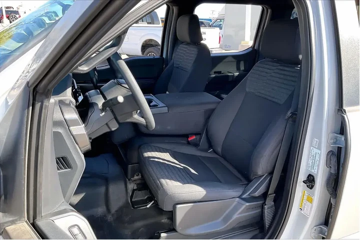 $35399 : Ford F-150 2023 4x2 XL 4dr S image 7