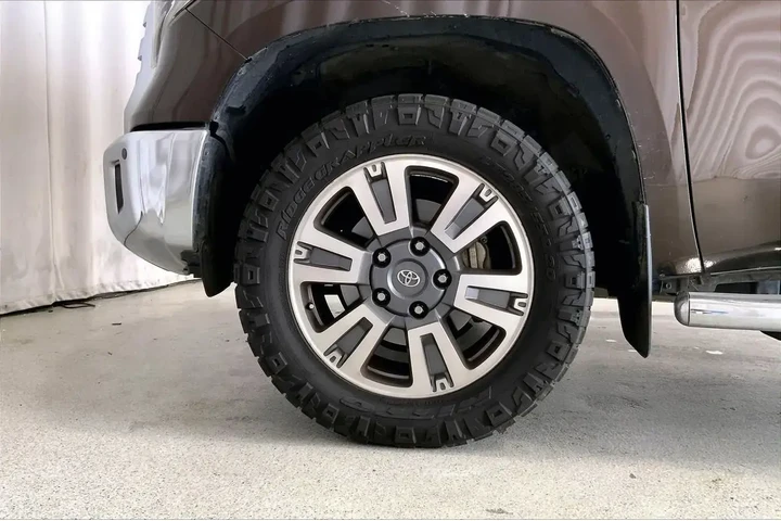 $39991 : Toyota Tundra 2021 4x4 1794 image 6