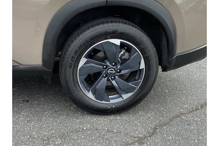 $20987 : Nissan Rogue 2025 SV 4dr Cro image 9