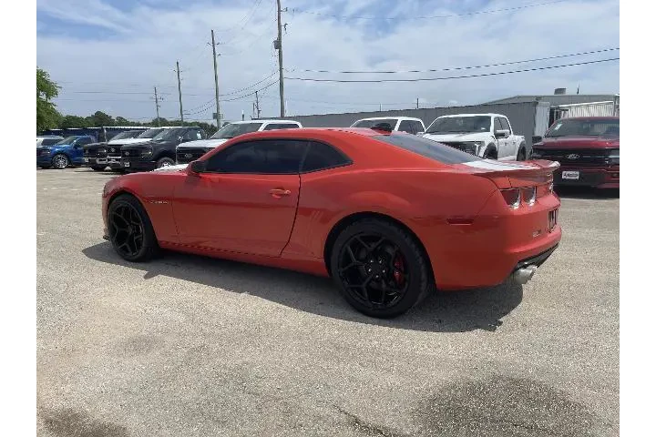 $20481 : Chevrolet Camaro 2011 SS 2dr image 3