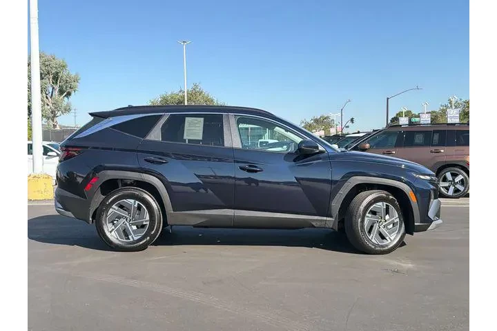 $30550 : Hyundai TUCSON Hybrid 2025 A image 5