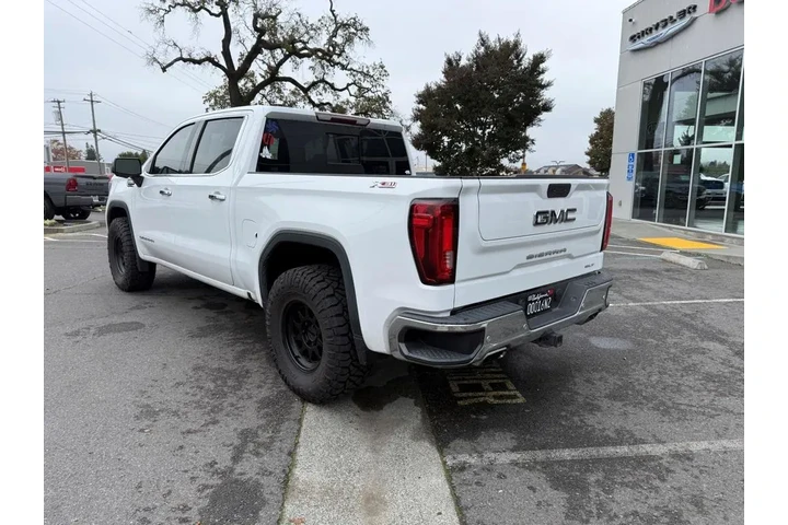 $34369 : GMC Sierra 1500 2019 4x4 SLT image 3