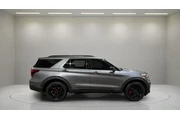 $37995 : Ford Explorer 2022 AWD ST 4d thumbnail